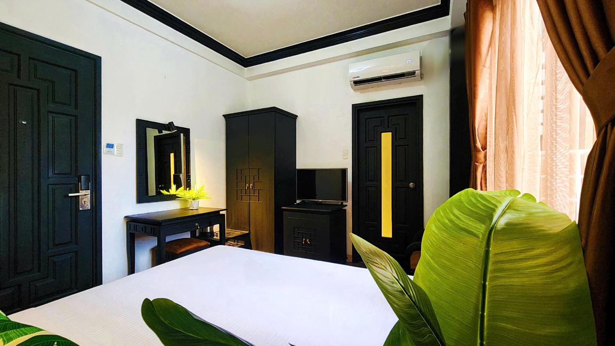 Rosa Khách sạn 3*